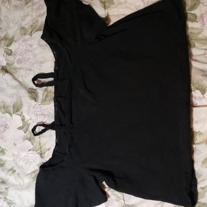 2X Black Top Crop